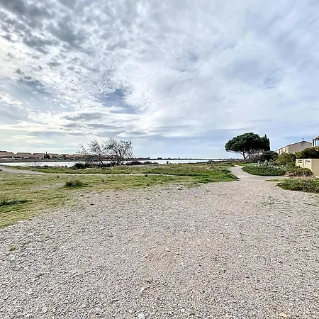 Appartement Aux Ayguades A Deux Pas De La Mer Gruissan Exterior photo